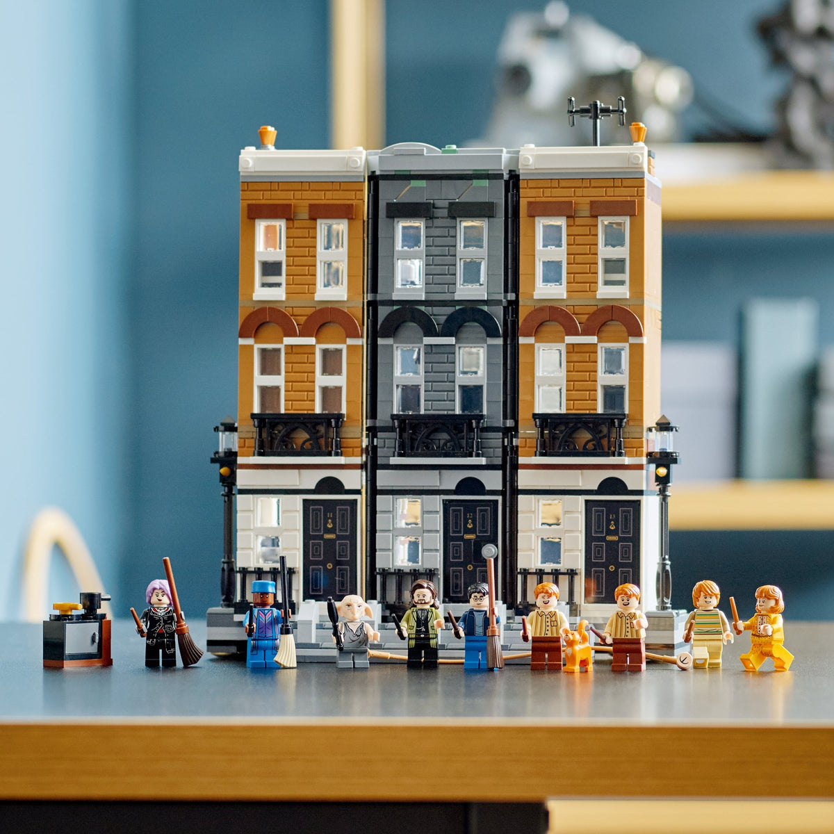 LEGO? Harry Potter? 12 Grimmauld Place