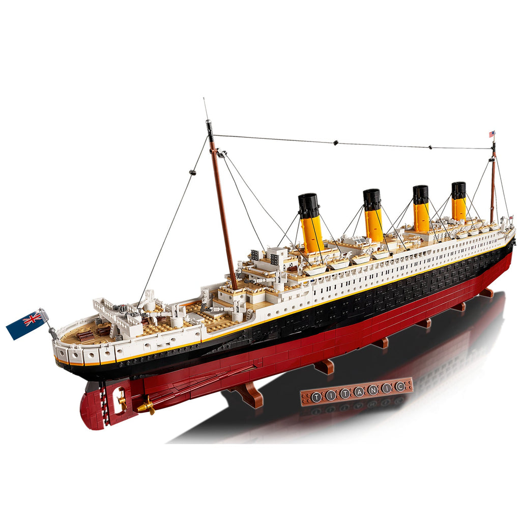 LEGO? Titanic