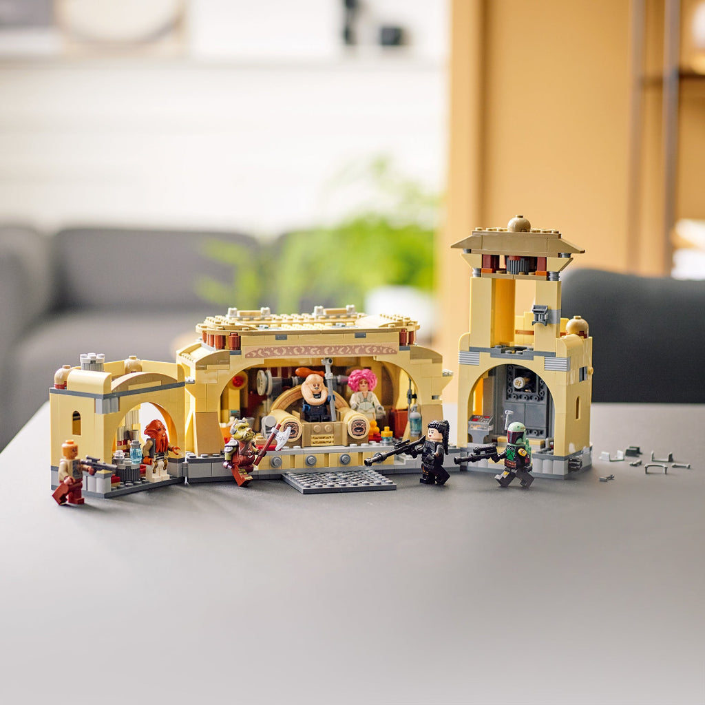 LEGO? Star Wars? Boba Fetts Throne Room