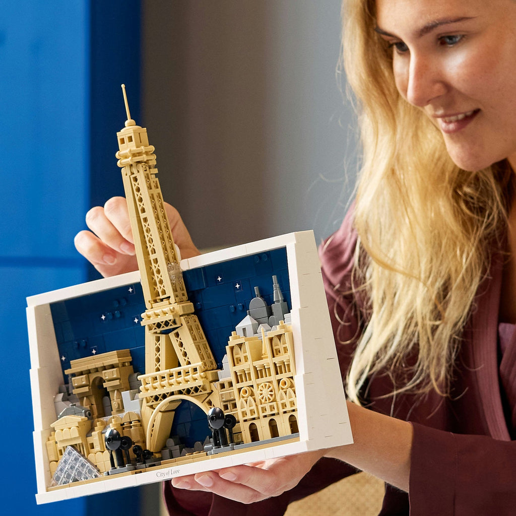 LEGO? Architecture Paris ¨C City of Love