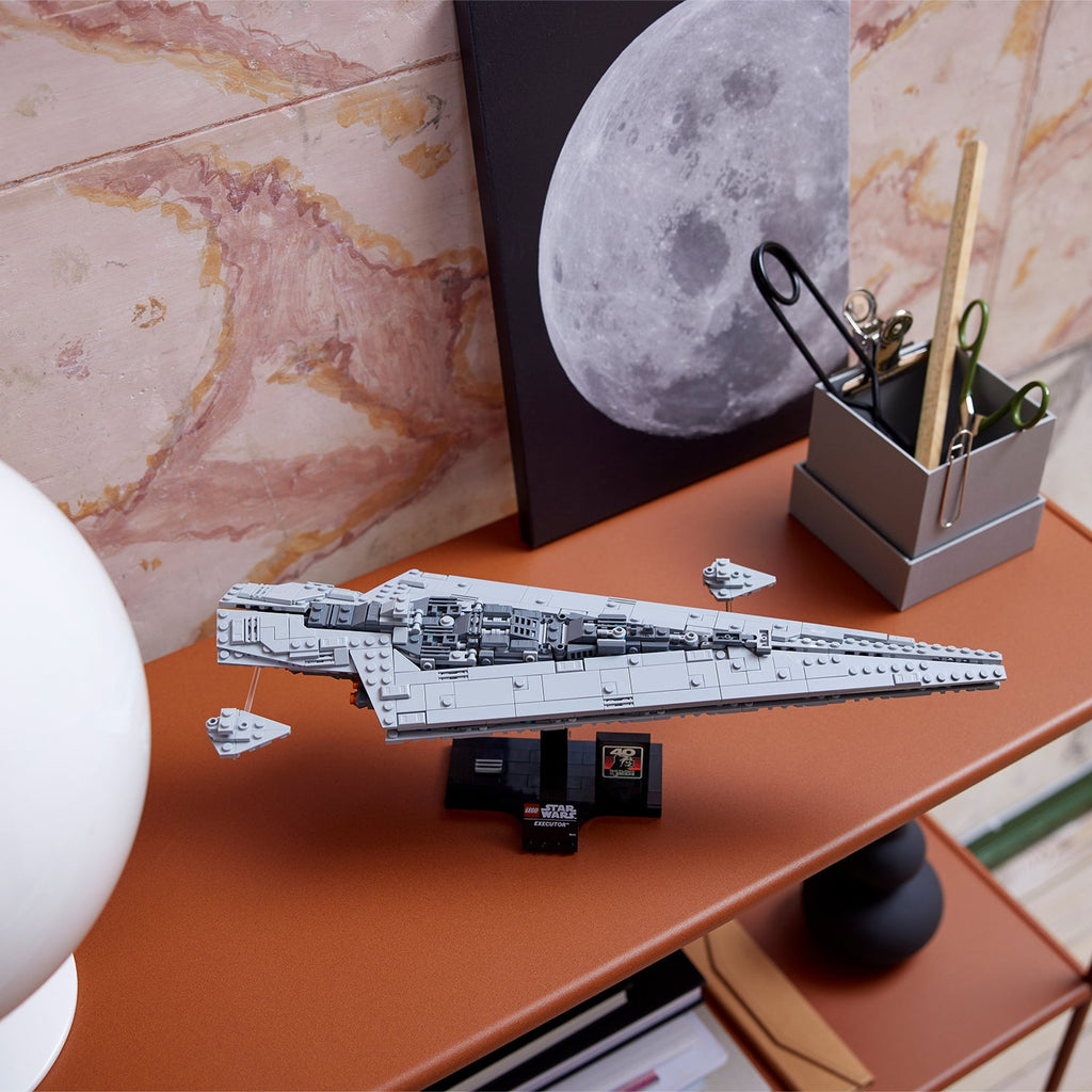 LEGO? Star Wars Executor Super Star Destroyer