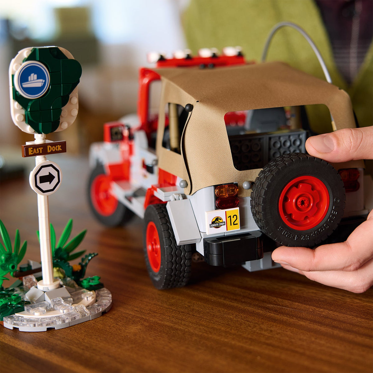 LEGO? Jurassic World: Jurassic Park Jeep? Wrangler