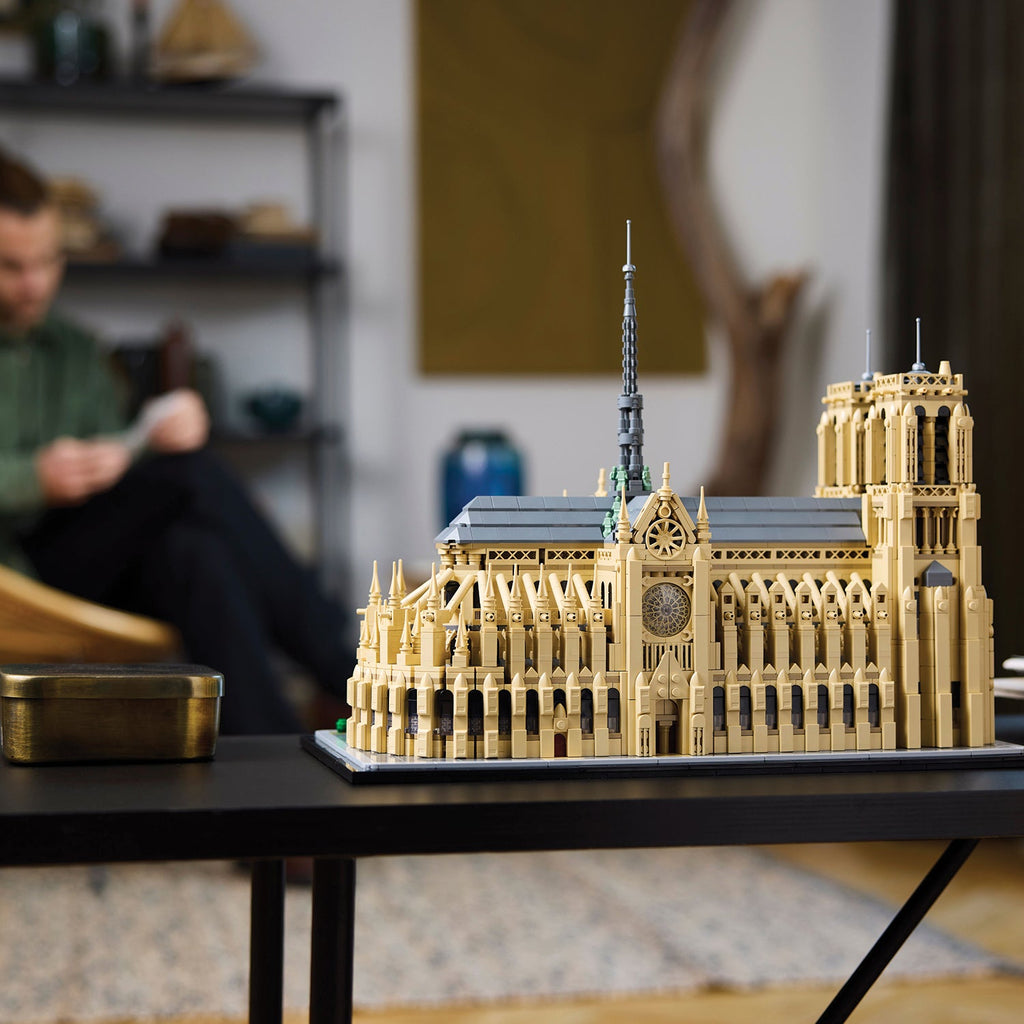 LEGO? Architecture Notre-Dame de Paris