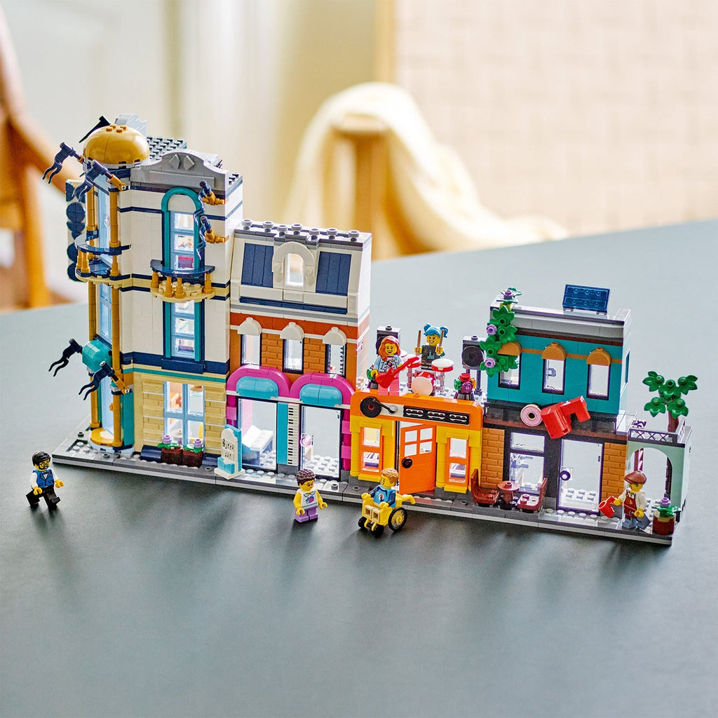 LEGO? Creator 3-in-1 Main Street