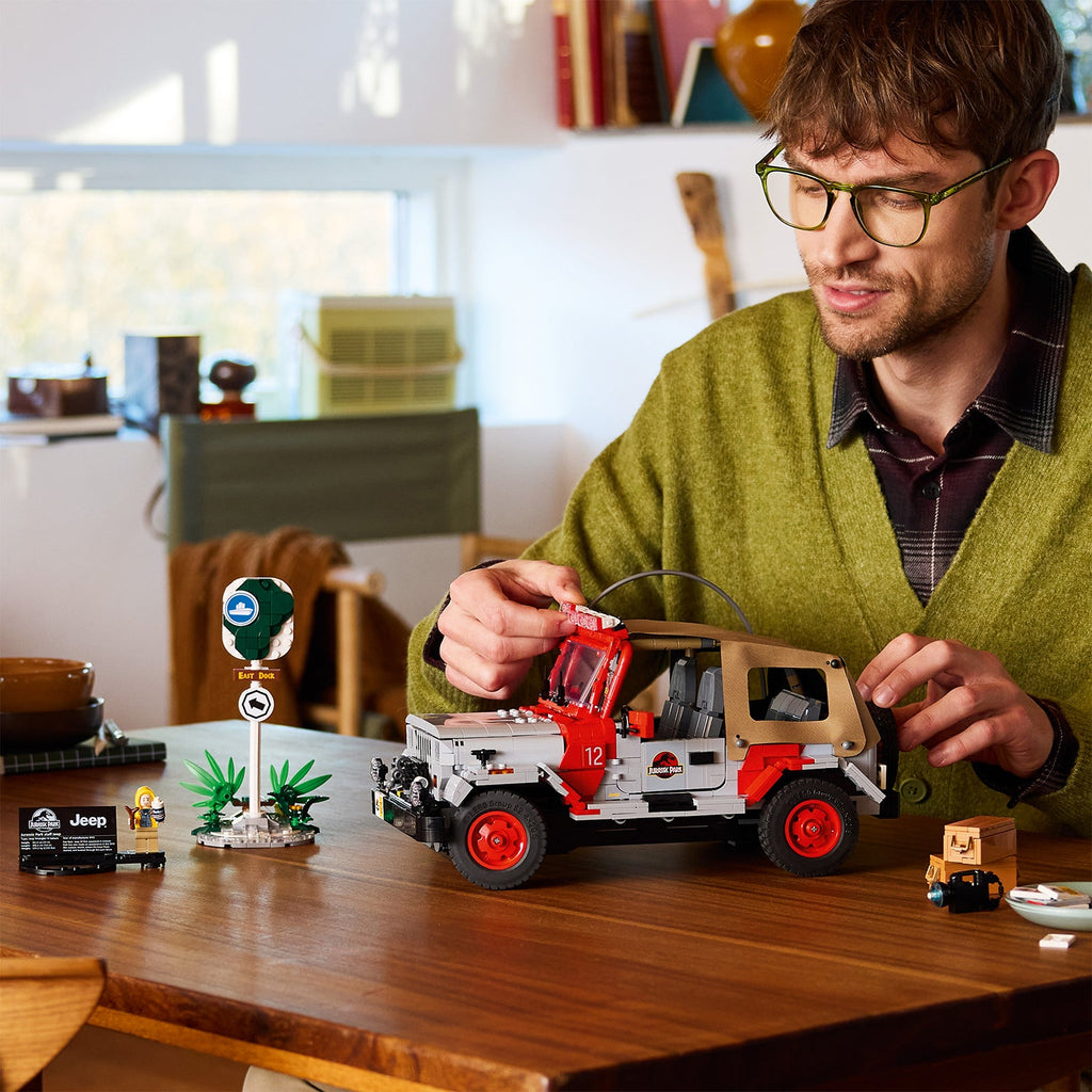 LEGO? Jurassic World: Jurassic Park Jeep? Wrangler