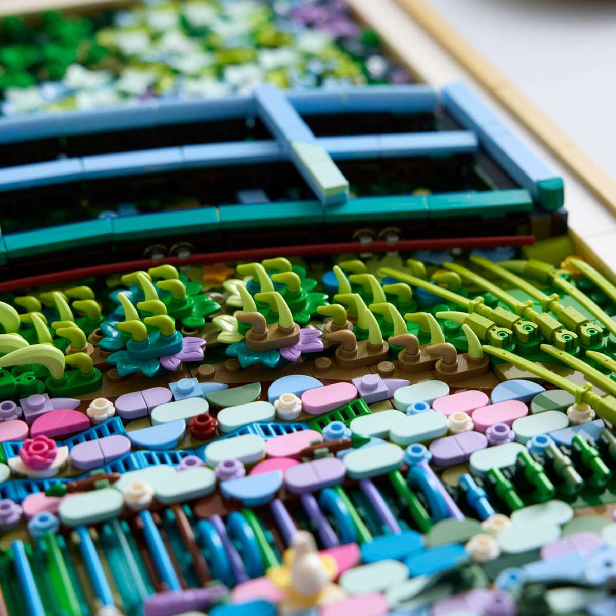 LEGO? Art Claude Monet ¨C Bridge over a Pond of Water Lilies