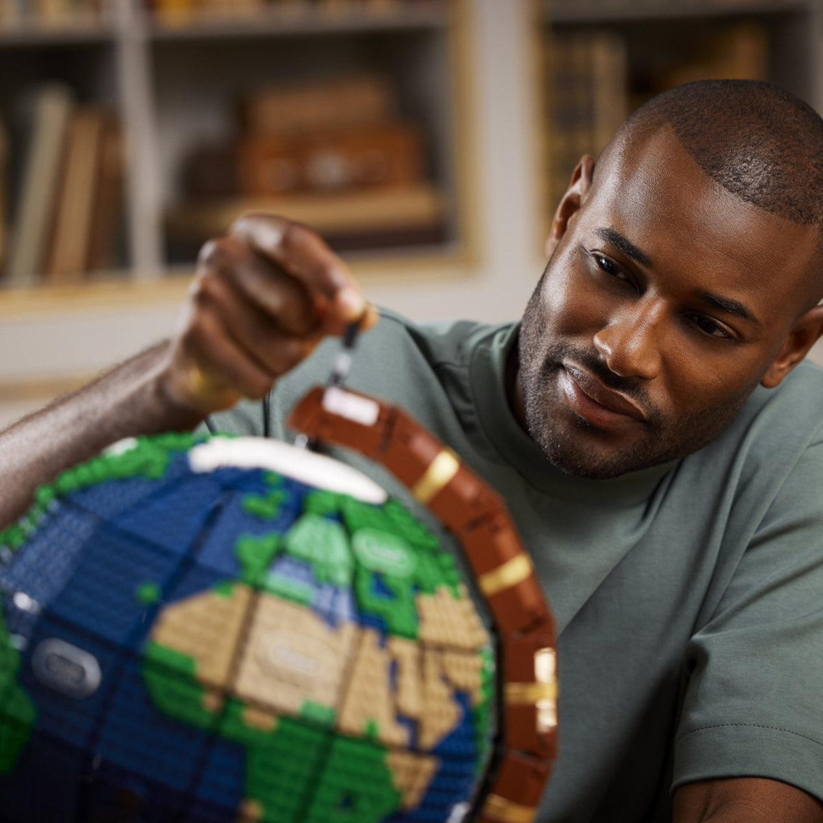 LEGO? Ideas The Globe