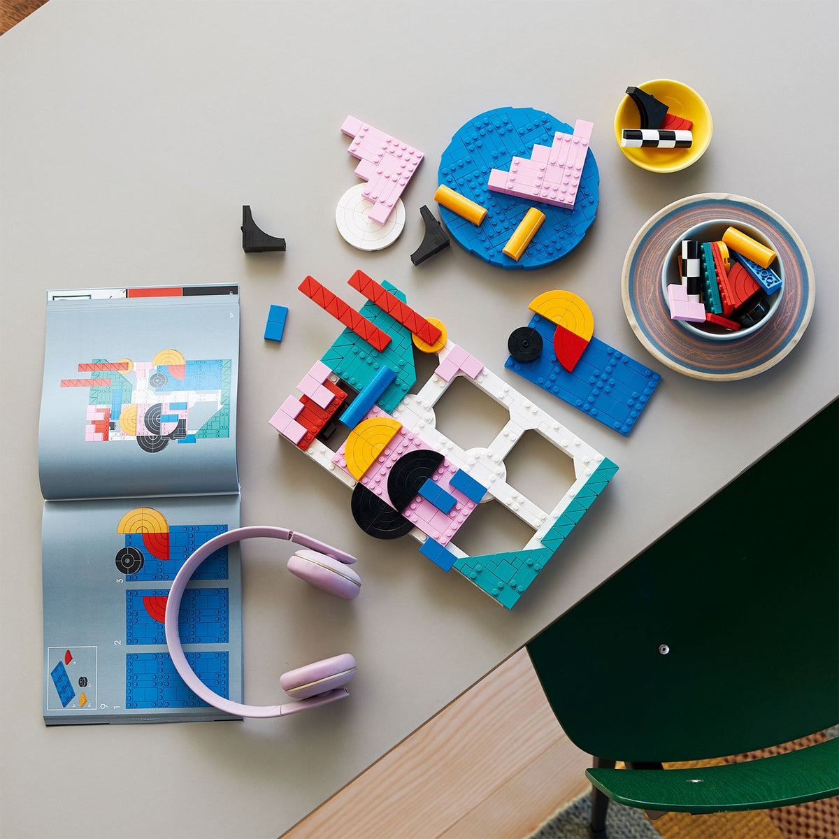 LEGO? Art Modern Art