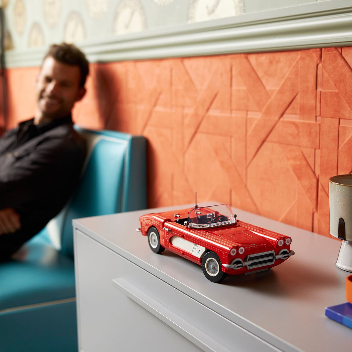 LEGO? Icons Corvette