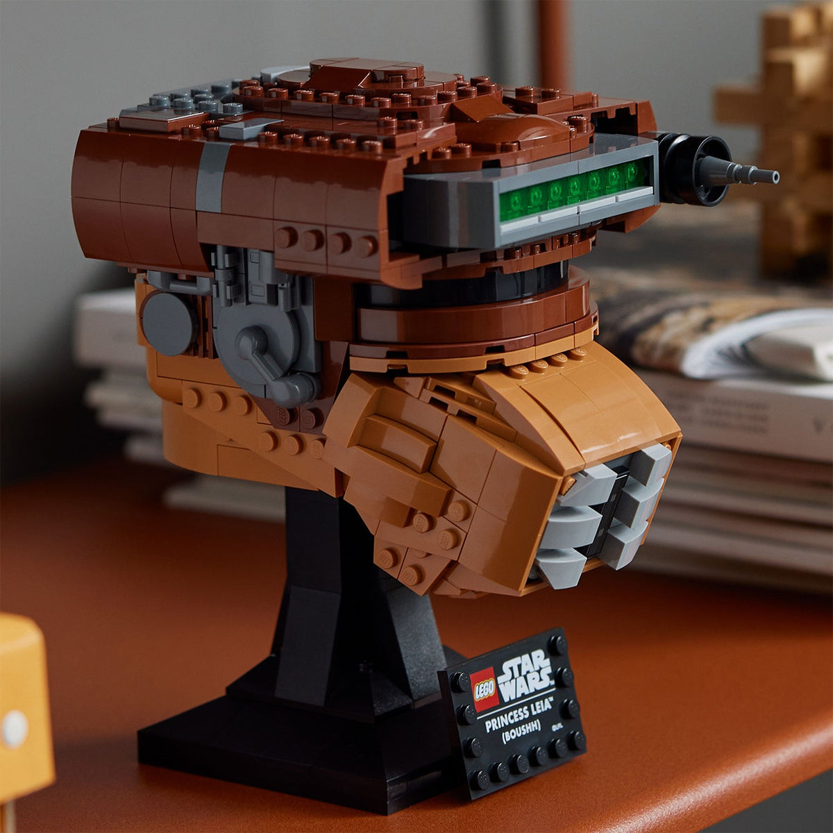 LEGO? Star Wars? Princess Leia? (Boushh?) Helmet