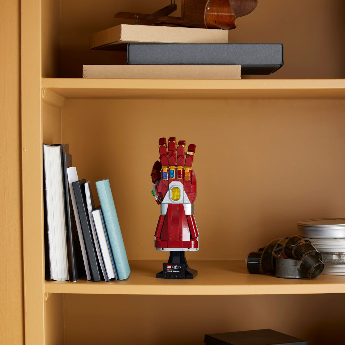 LEGO? Marvel Nano Gauntlet