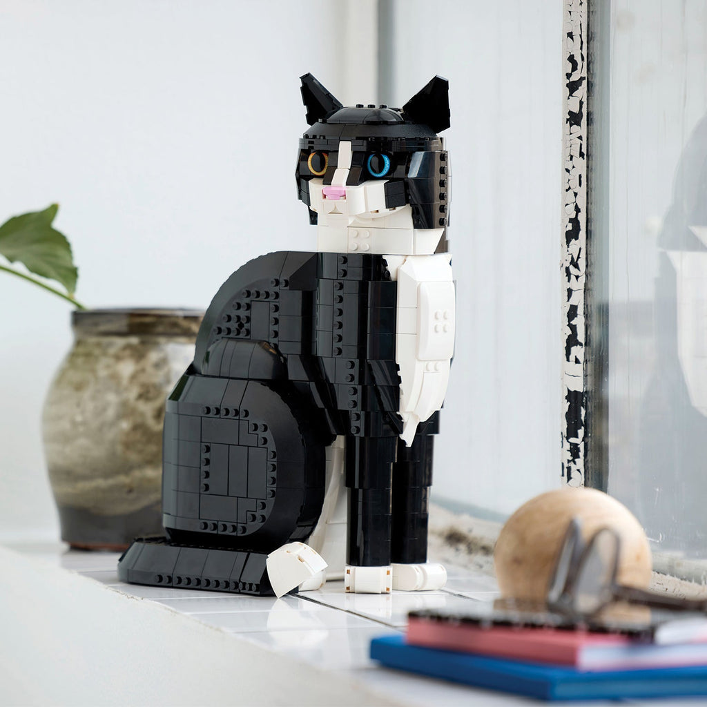 LEGO? Ideas Tuxedo Cat