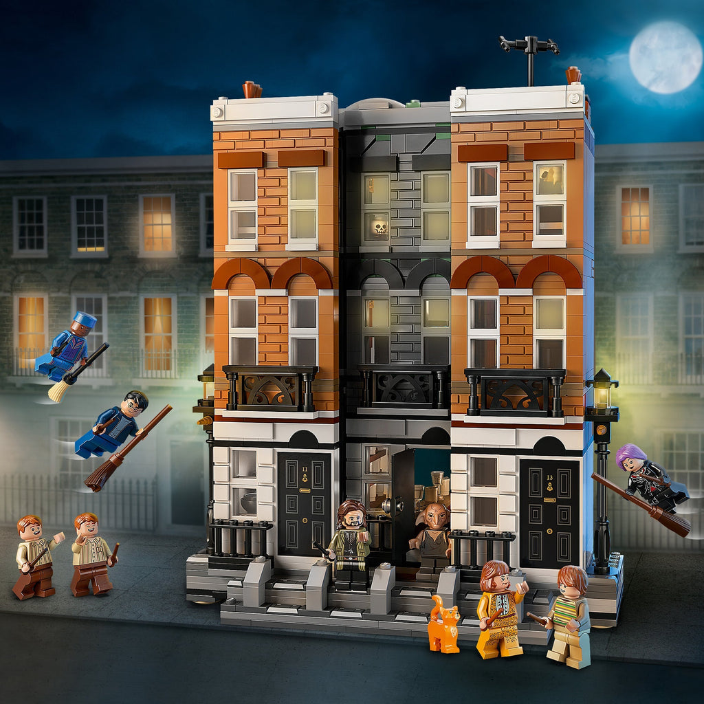 LEGO? Harry Potter? 12 Grimmauld Place