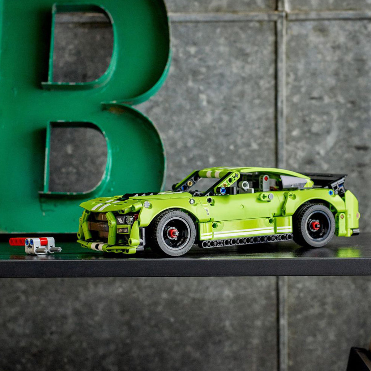 LEGO? Technic Ford Mustang Shelby? GT500?
