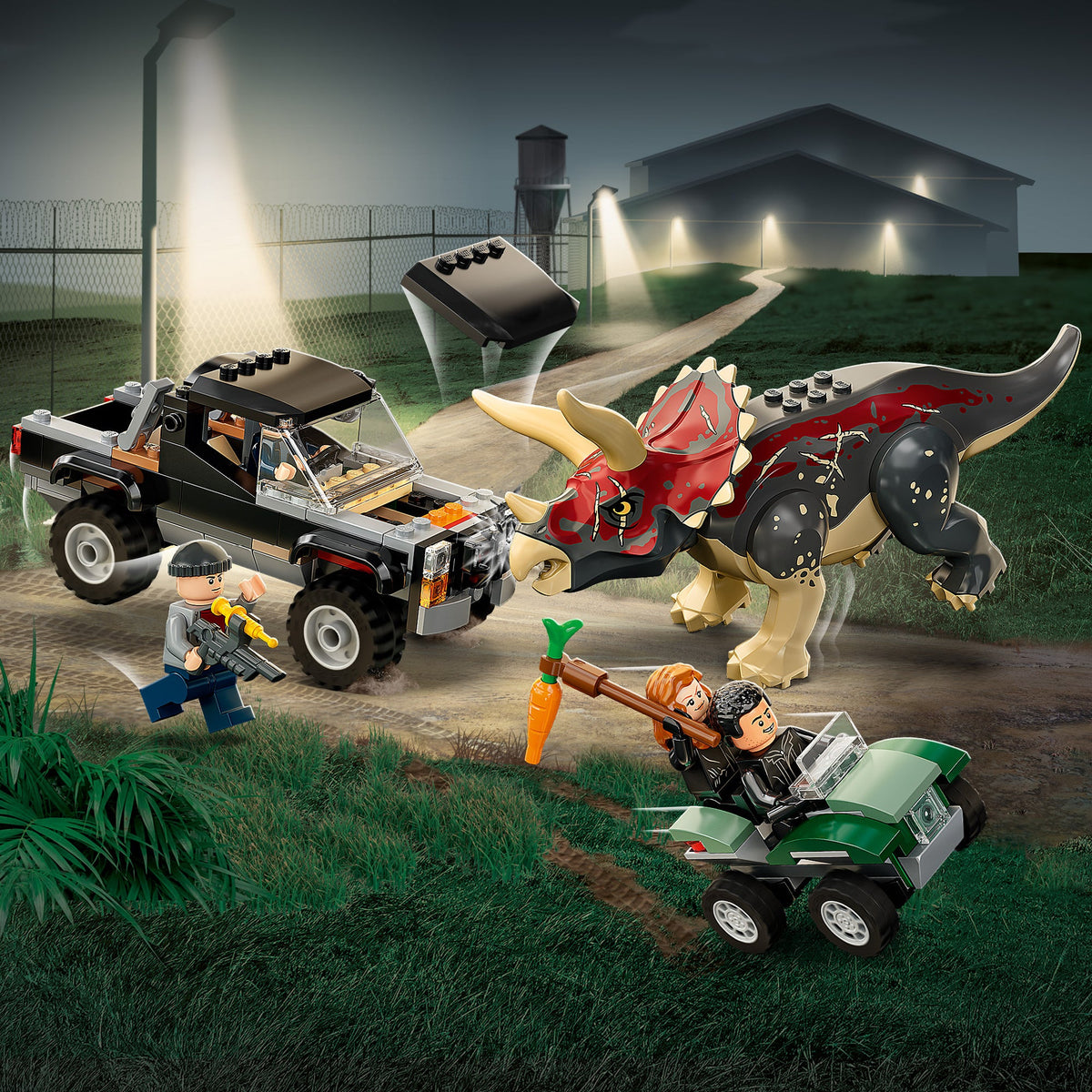 LEGO? Jurassic World Triceratops Pickup Truck Ambush