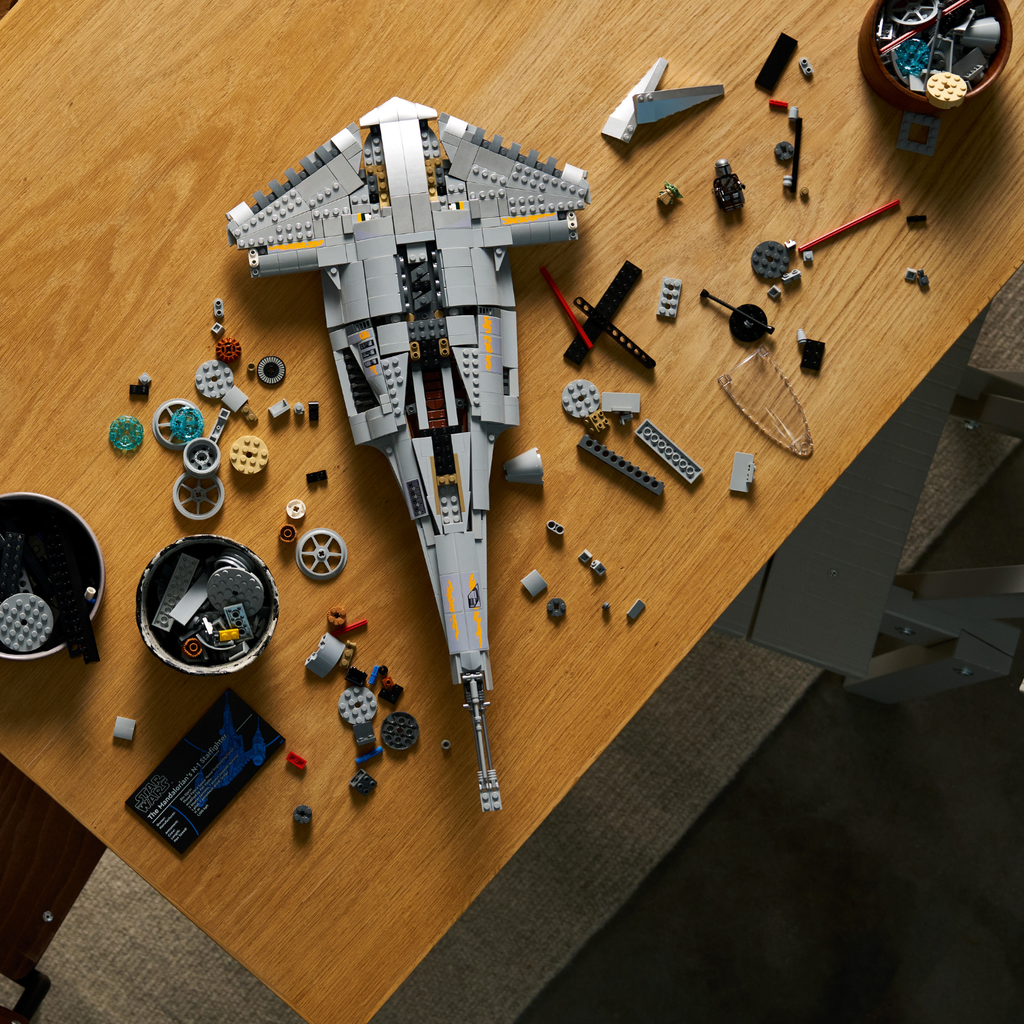 LEGO? Star Wars? The Mandalorian's N-1 Starfighter?