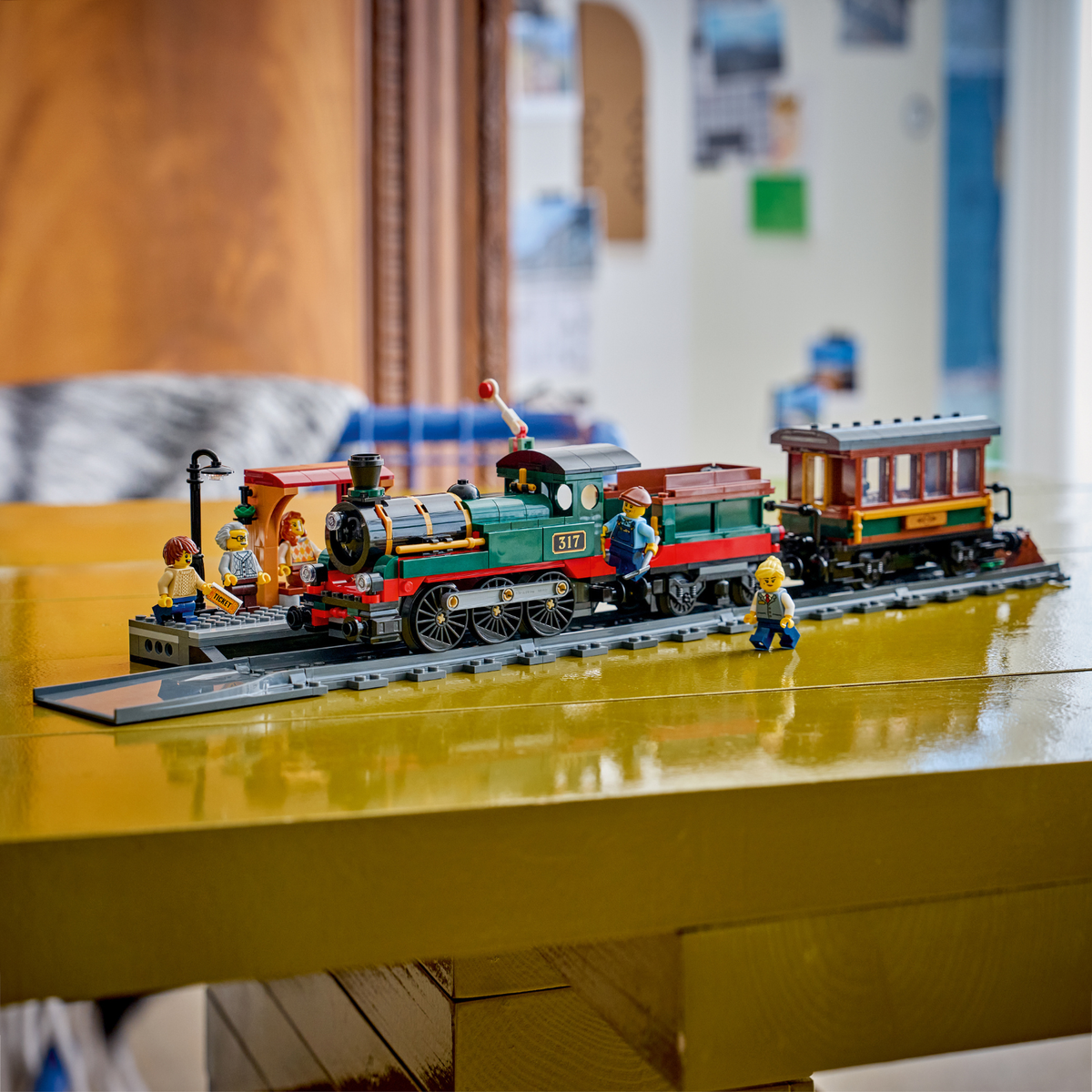 LEGO? City Vintage Steam Train