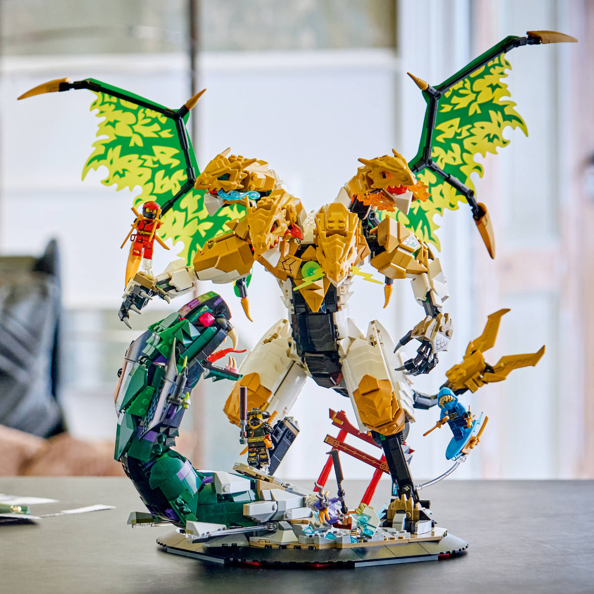 LEGO? NINJAGO? Ultra Dragon Battle