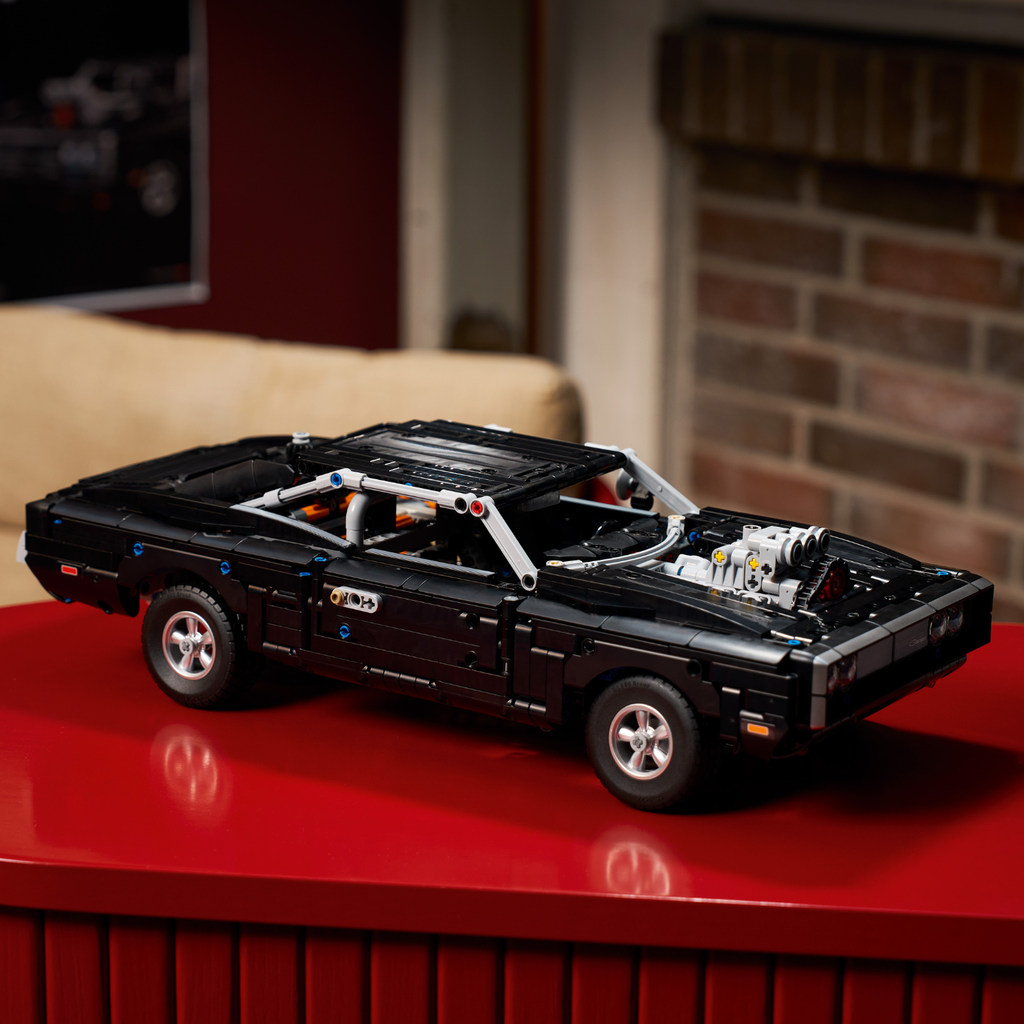 LEGO? Technic Fast and Furious Dodge Charger R/T Car