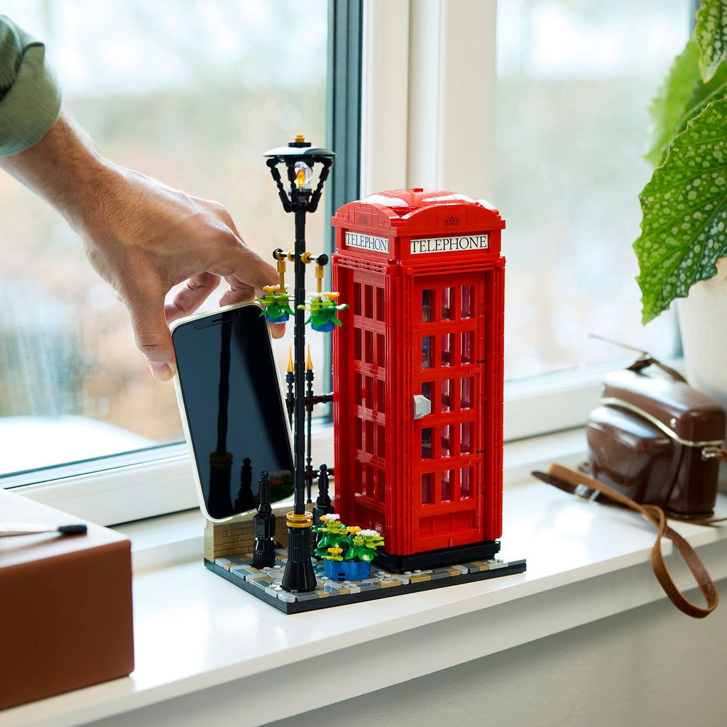 LEGO? Ideas Red London Telephone Box