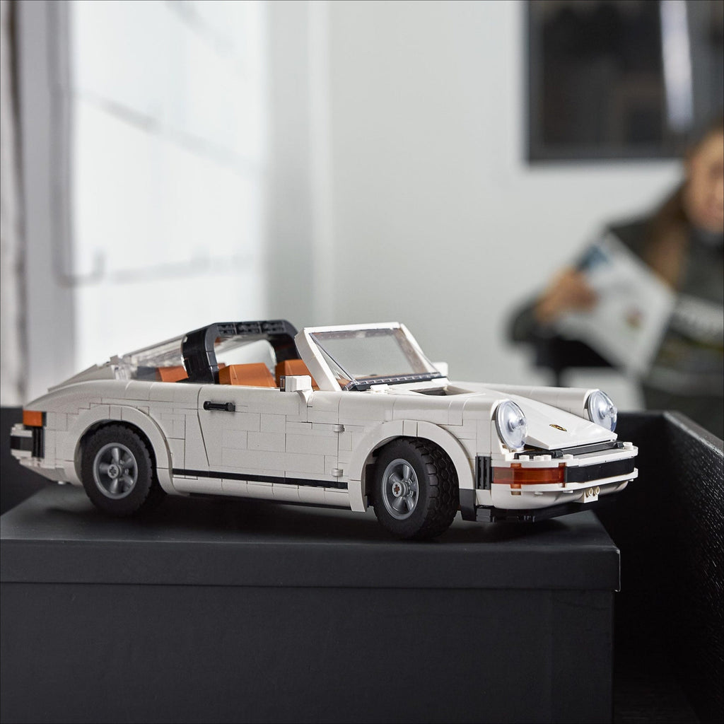 LEGO? Porsche 911