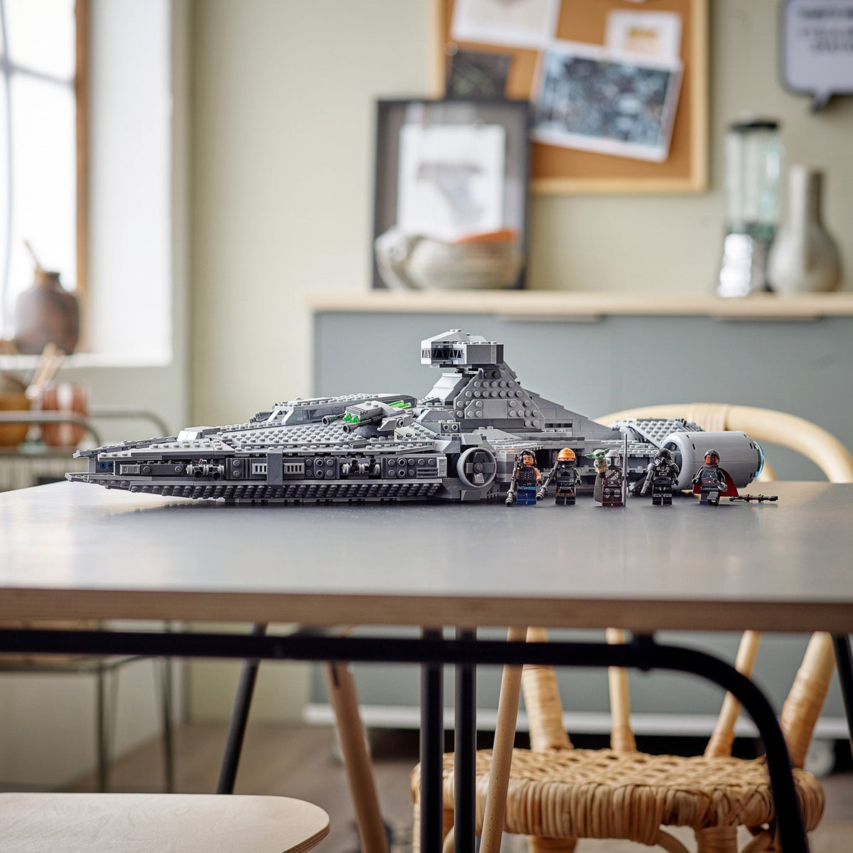 LEGO? Star Wars? Imperial Light Cruiser