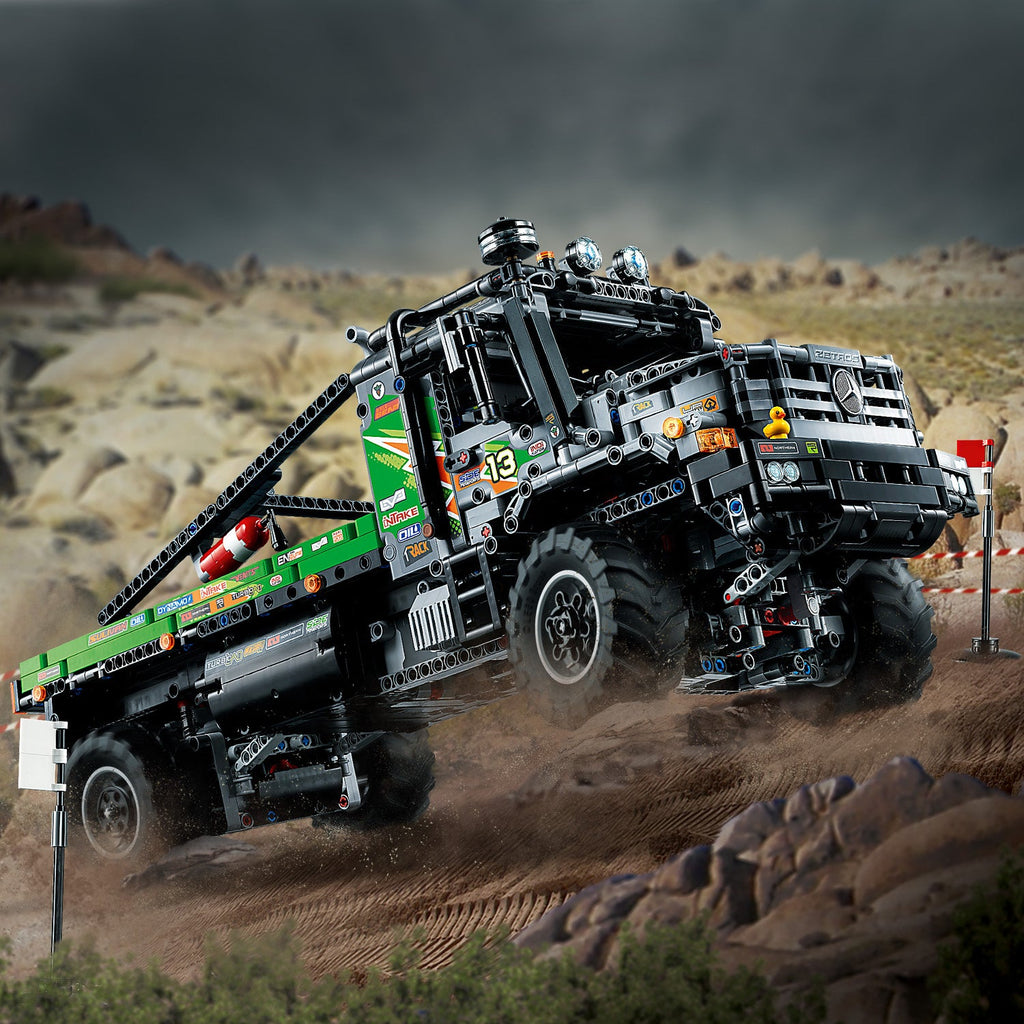 LEGO? Technic 4x4 Mercedes-Benz Zetros Trial Truck