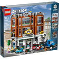 LEGO? Corner Garage