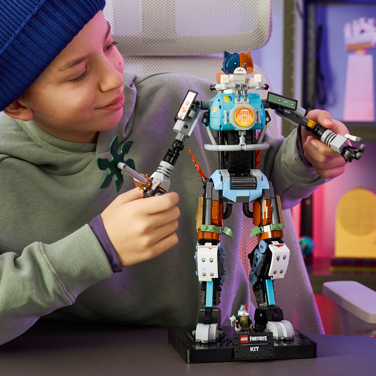 LEGO? Fortnite? KIT
