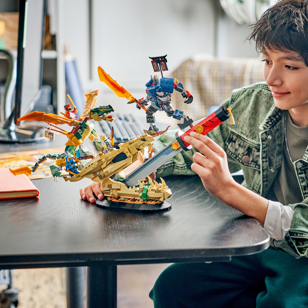 LEGO? NINJAGO? Battle at the Dragon's Blade