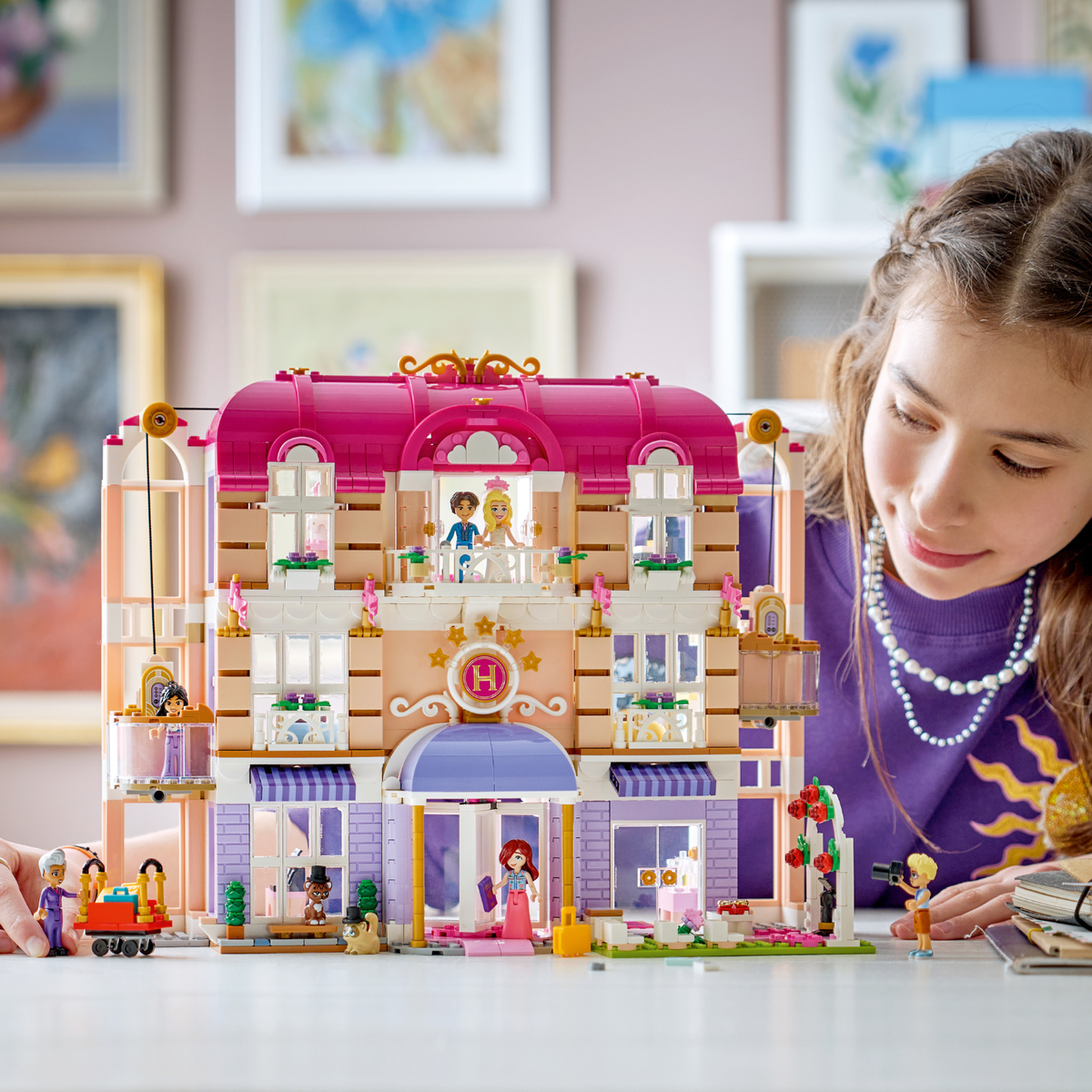 LEGO? Friends Heartlake City Grand Hotel