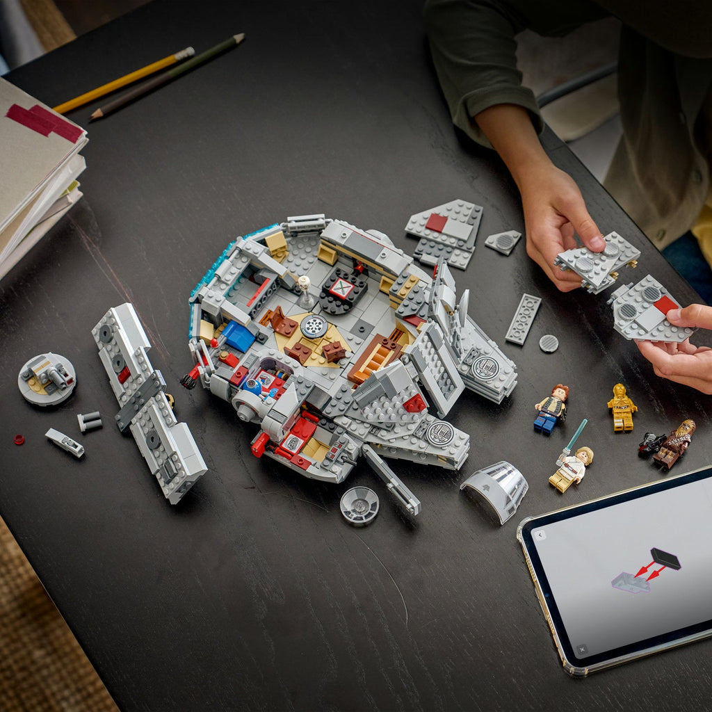 LEGO? Star Wars? SMART Play?: Millennium Falcon?