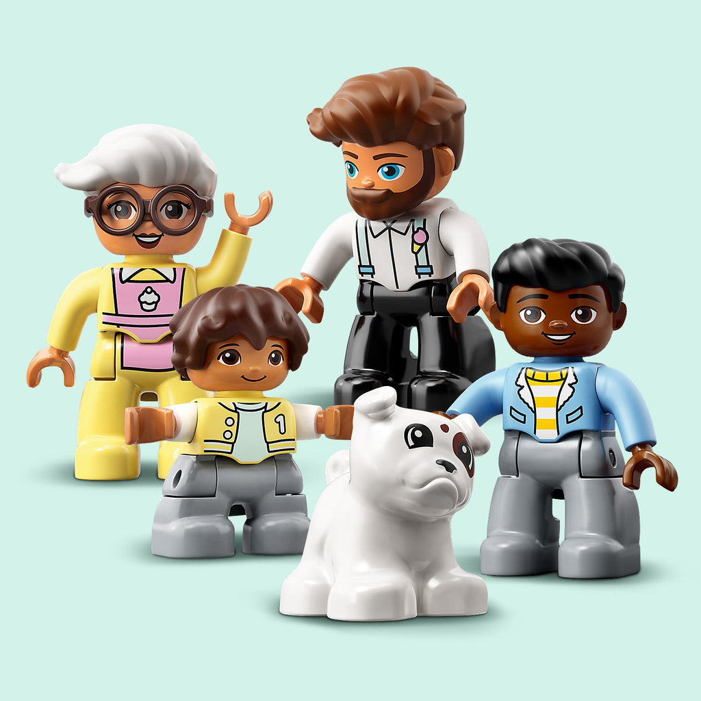 LEGO? DUPLO? Car Park and Car Wash