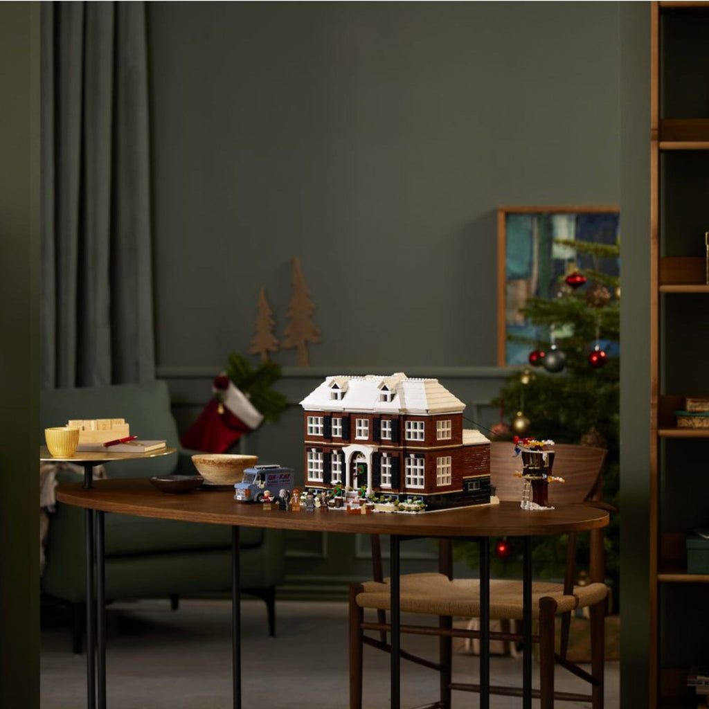 LEGO? Ideas Home Alone
