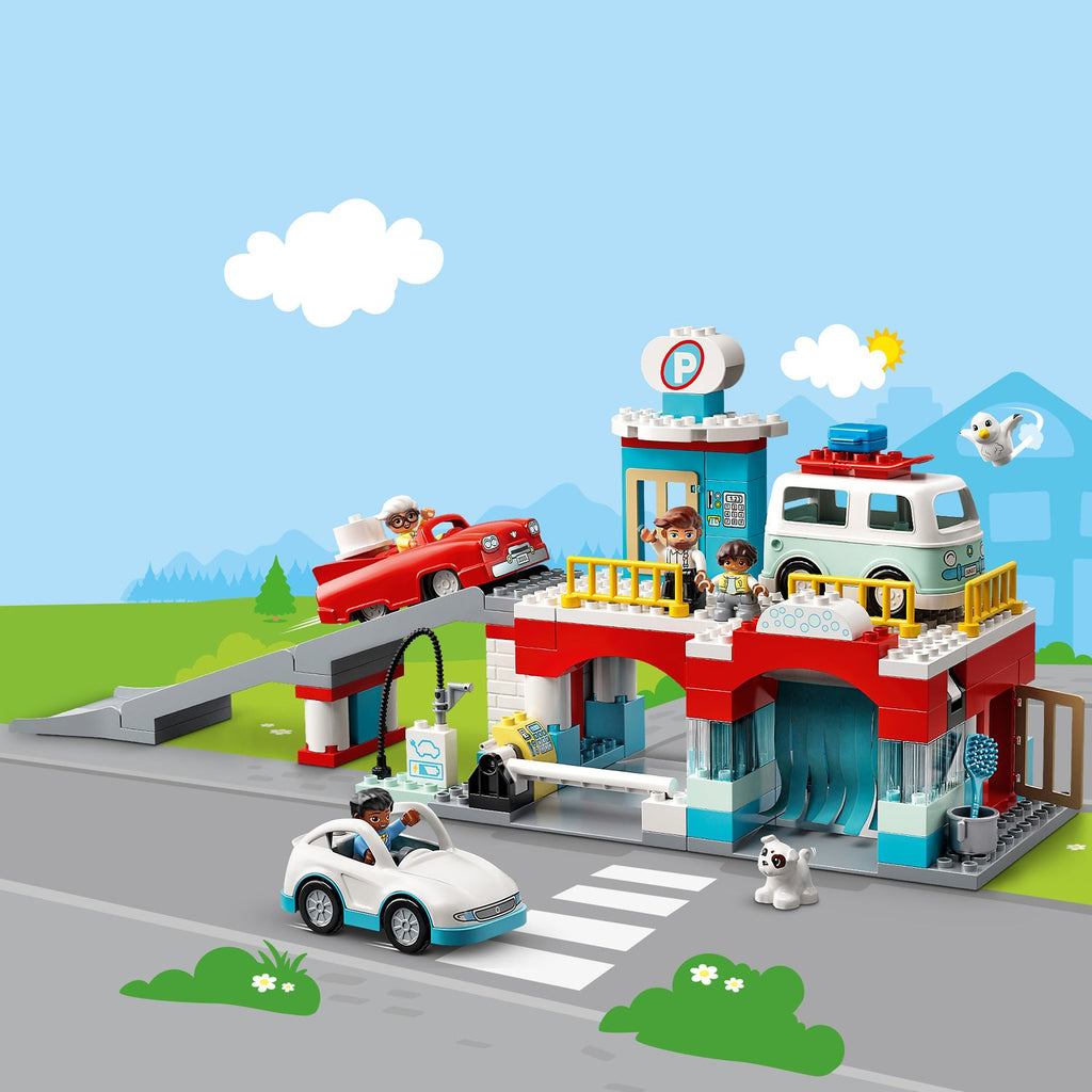 LEGO? DUPLO? Car Park and Car Wash