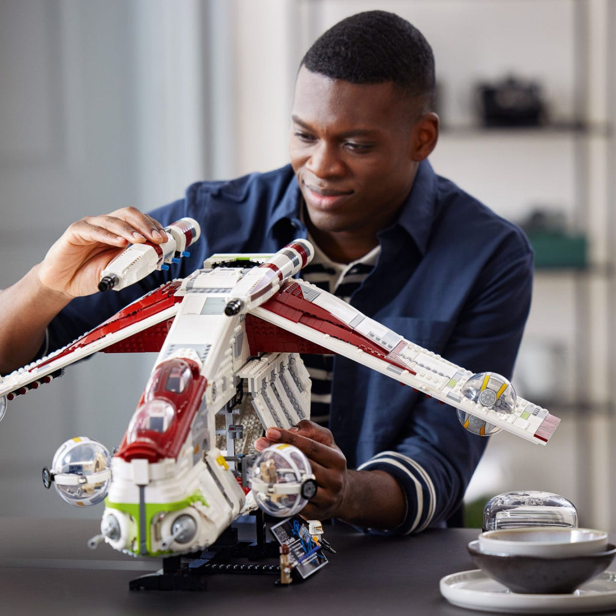 LEGO? Star Wars? Republic Gunship