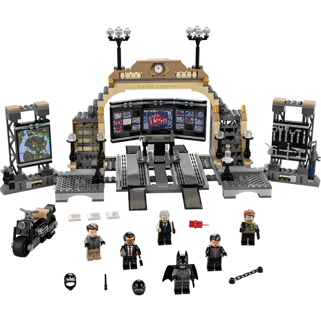 LEGO? DC Batman? Batcave?: The Riddler? Face-off