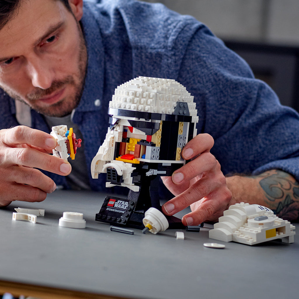 LEGO? Star Wars? Stormtrooper? Helmet
