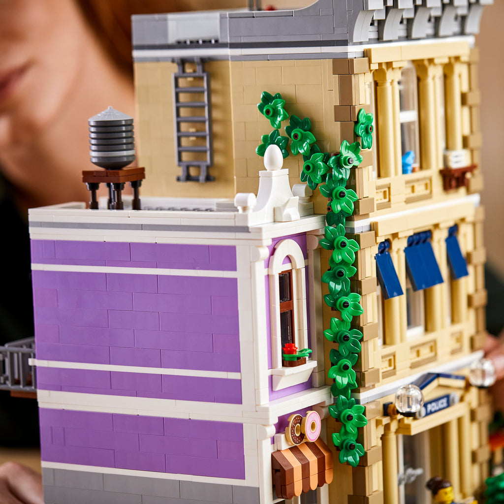LEGO? Police Station