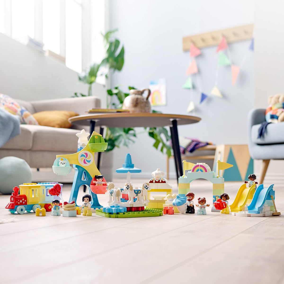 LEGO? DUPLO? Town Amusement Park