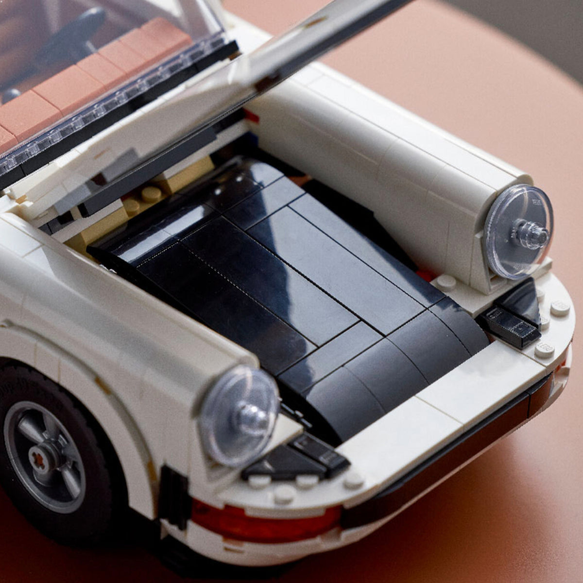LEGO? Porsche 911