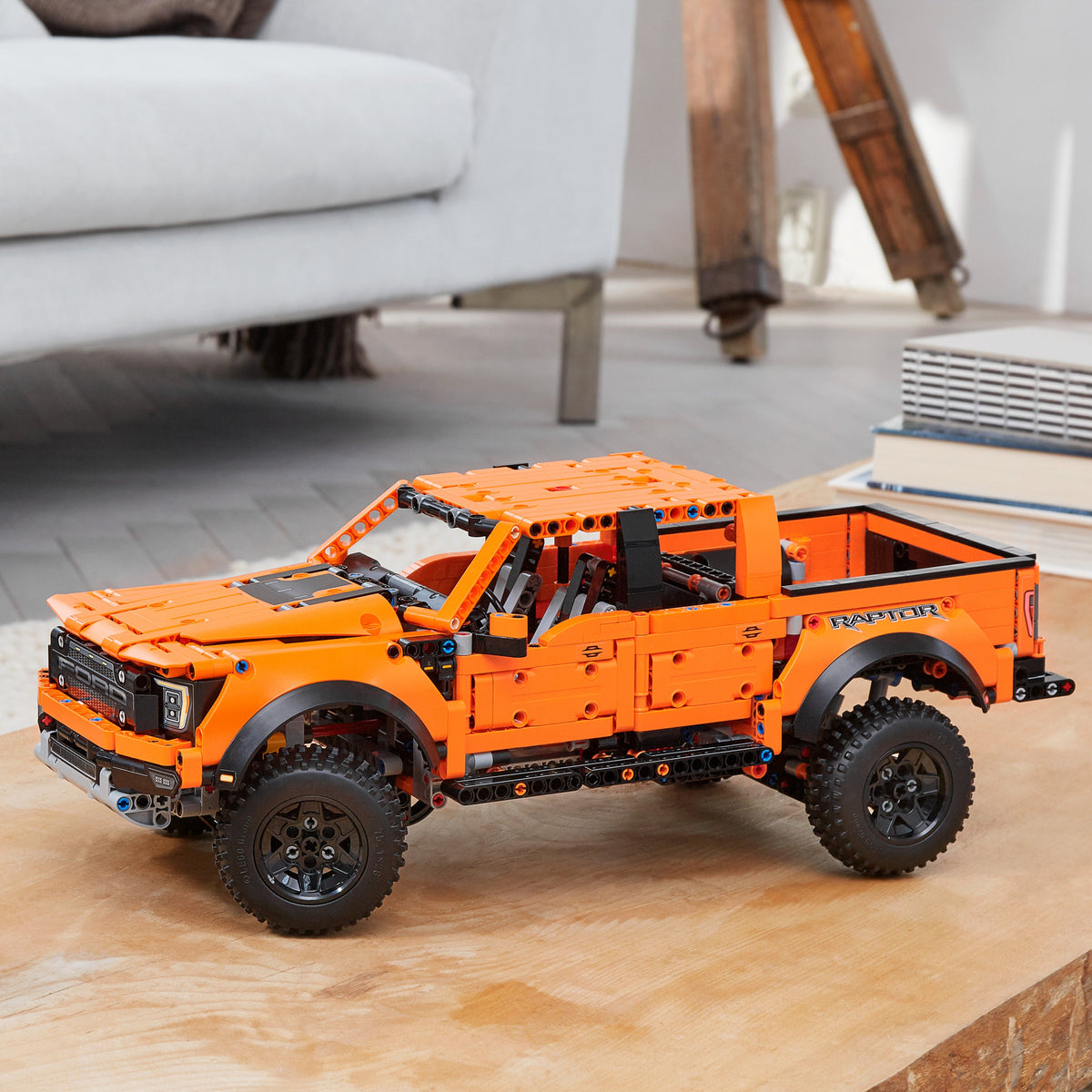 LEGO? Technic Ford F-150 Raptor