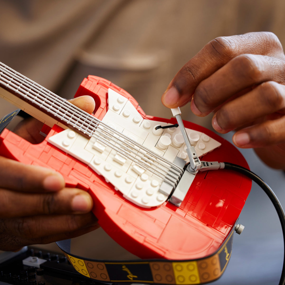 LEGO? Ideas Fender? Stratocaster?
