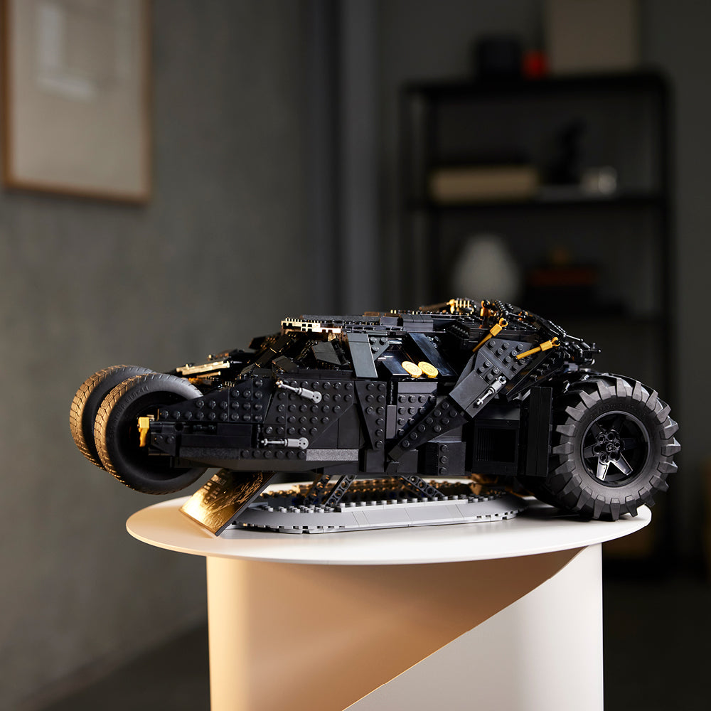 LEGO? DC Batman? Batmobile? Tumbler