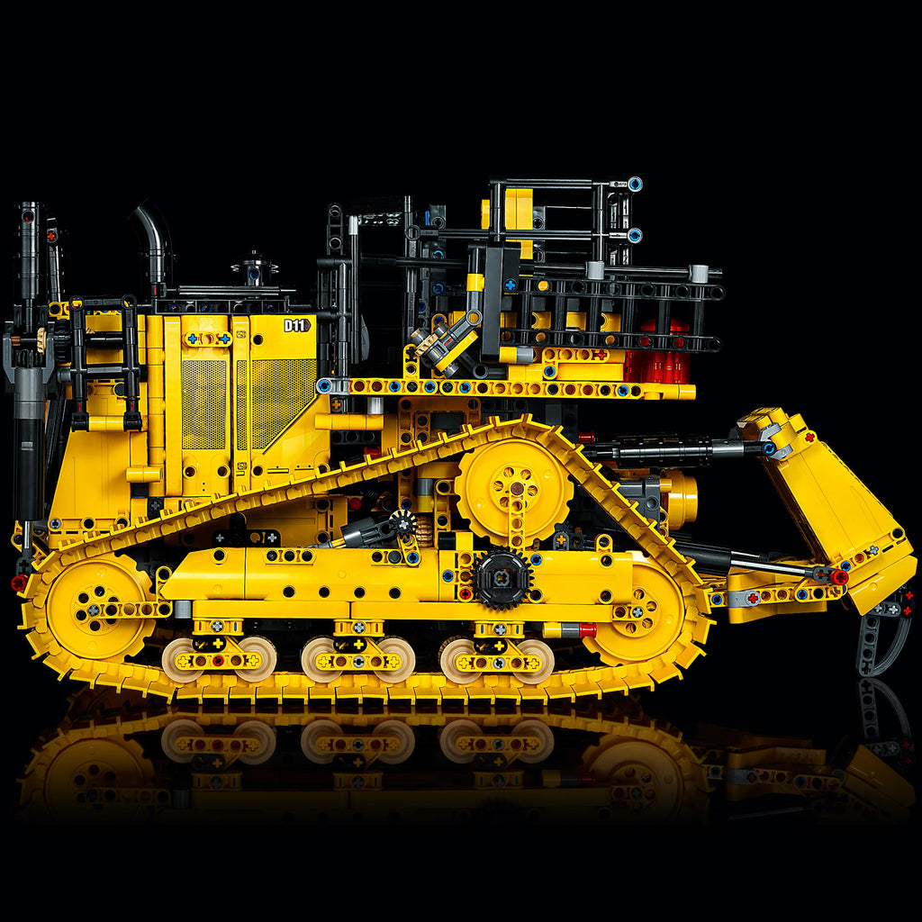 LEGO? Technic App-Controlled Cat? D11?Bulldozer