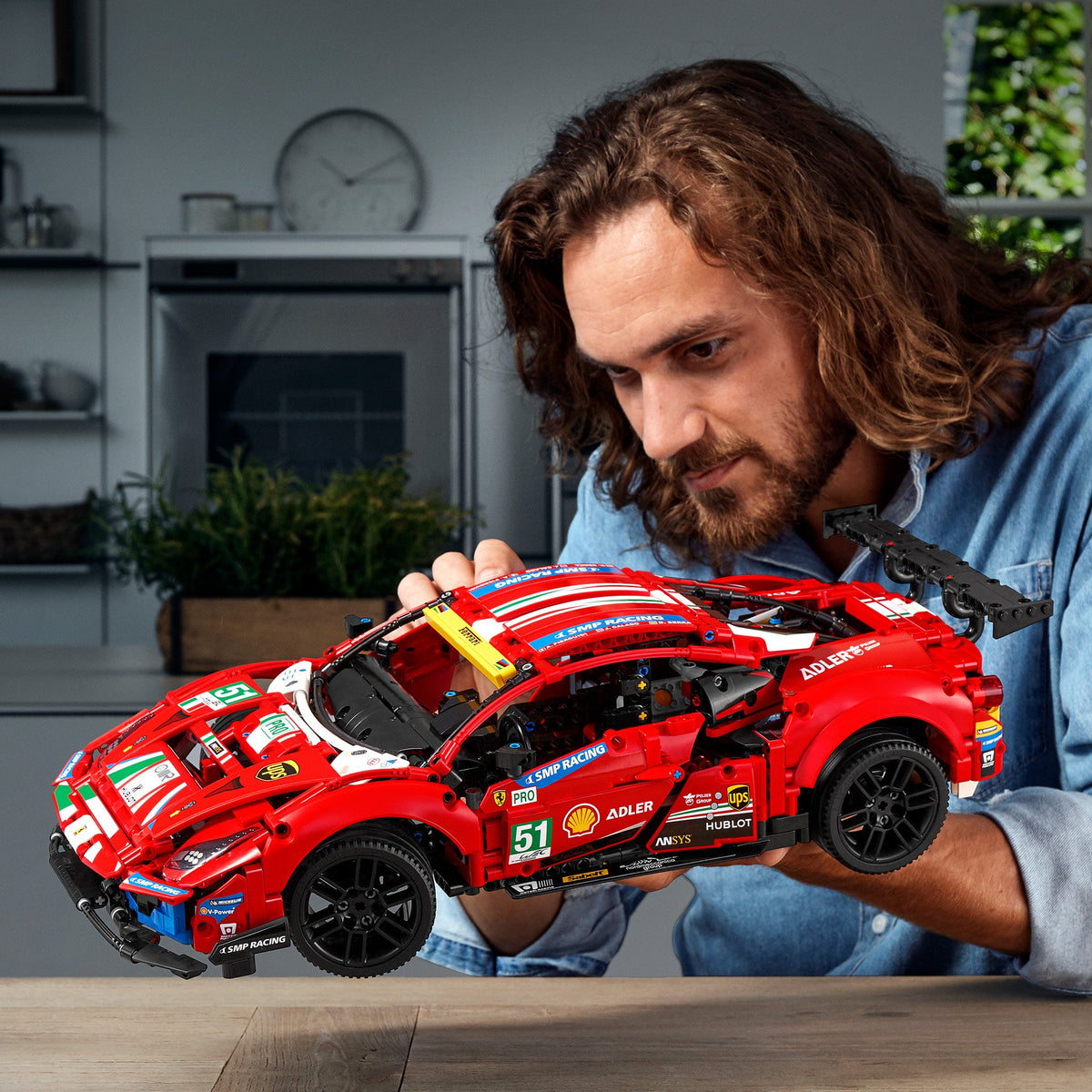 LEGO? Technic Ferrari 488 GTE ¡°AF Corse #51¡±