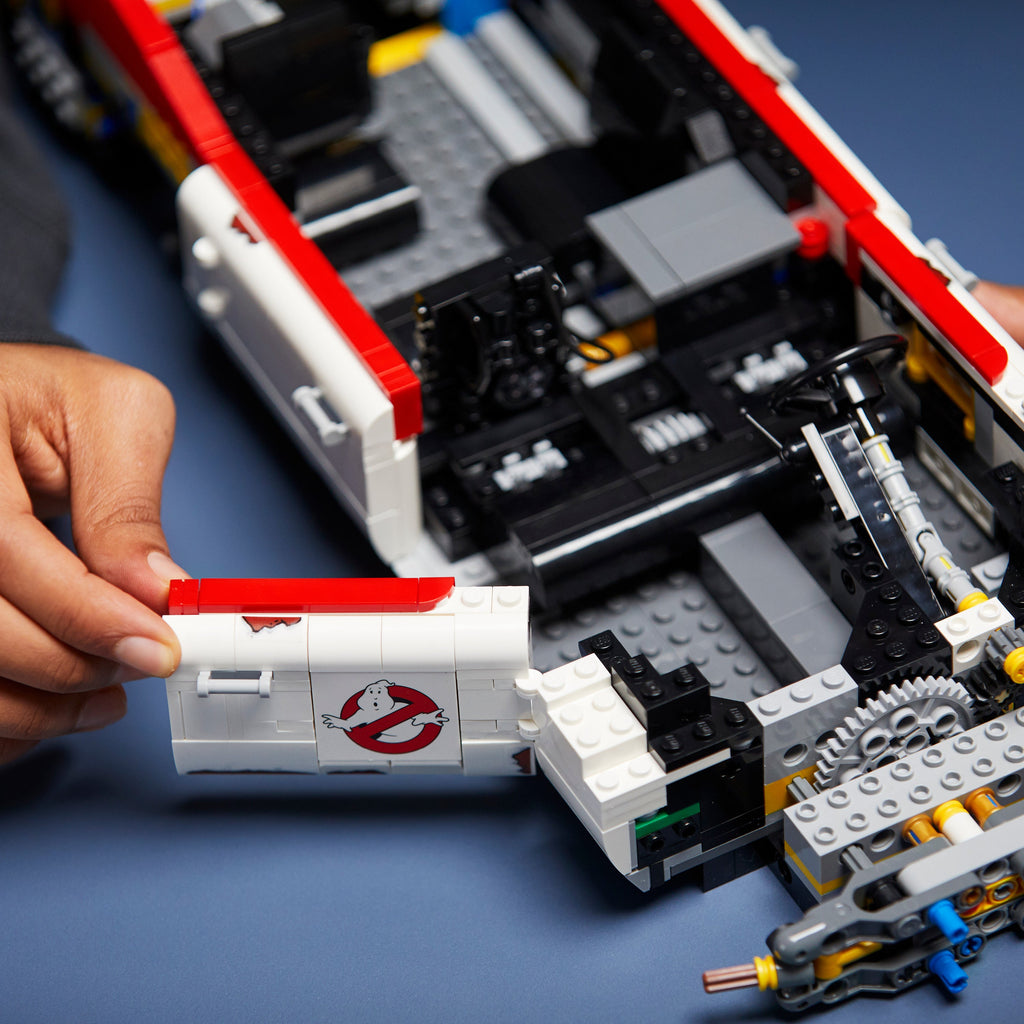 LEGO? Ghostbusters? ECTO-1