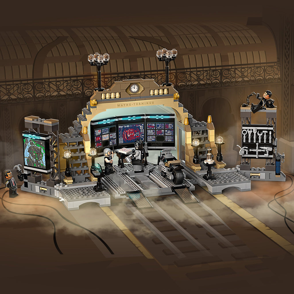 LEGO? DC Batman? Batcave?: The Riddler? Face-off