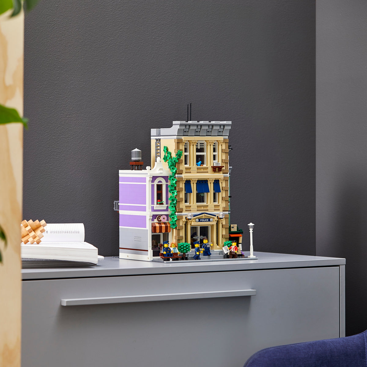 LEGO? Police Station